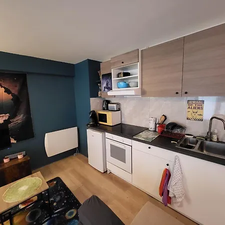 Spatial - Place De La Republique *