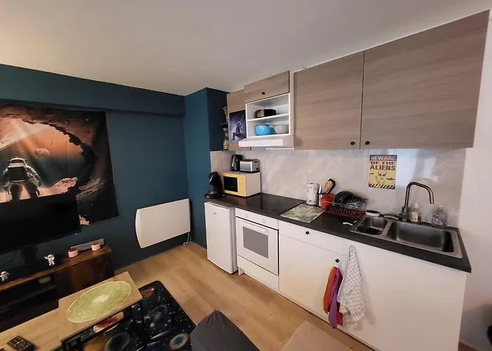 Spatial - Place De La République *